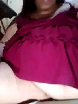 Huge_mama69 webcam