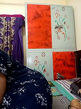 Mee_harini-telugupilla webcam