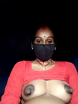 Nandani-758 webcam