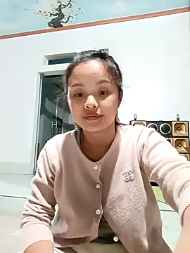 Webcam Model (Pretty-haert)  is live.Free join now!