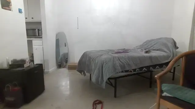 Peachestabby147 webcam