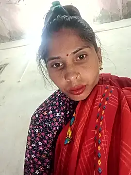 Veshali_Love143 webcam