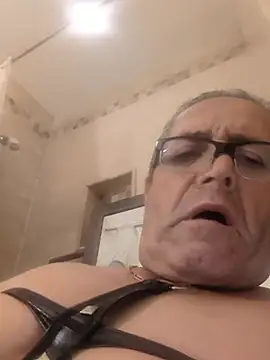bobby69cock webcam