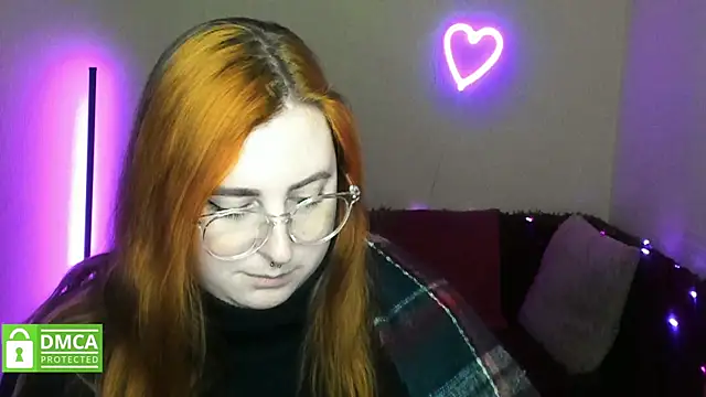 Alicia_love00 webcam