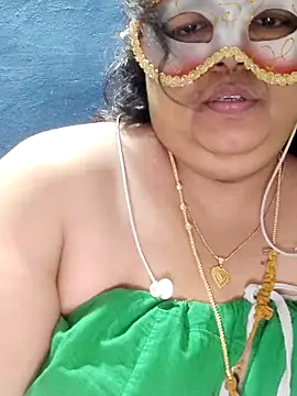 tamilthanushri webcam