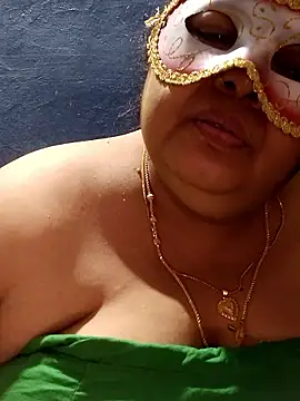 tamilthanushri webcam