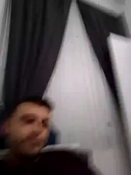 obstacless (M young) - Take off t-shirt