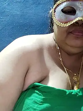 tamilthanushri webcam