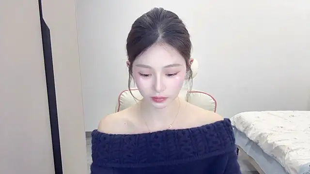 美女QQoooo-在线直播