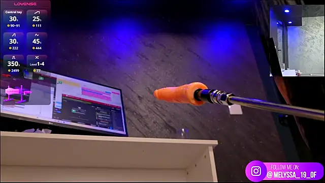 im-your-lovee webcam