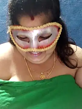 tamilthanushri webcam