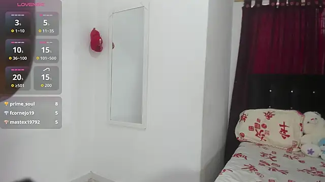 Sophia_Moons_ webcam