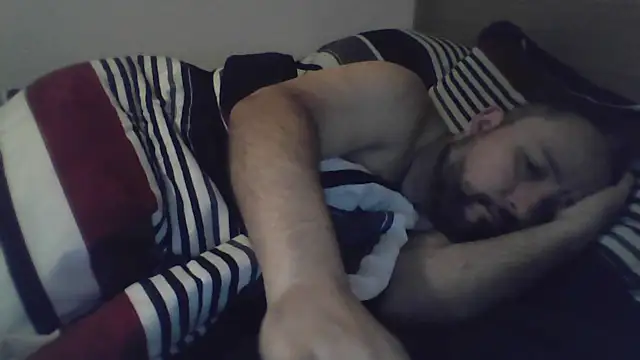 hairy_bear86 (Ask my age) - Will cum at goal