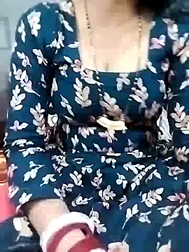 Shivangi-Sinha webcam