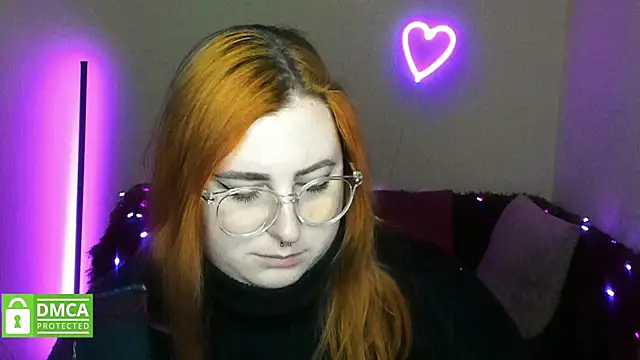 Alicia_love00 webcam