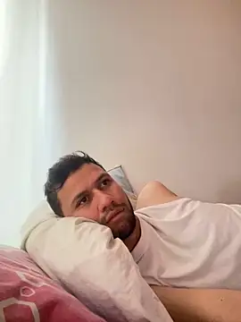 Michaell_Spinelly webcam