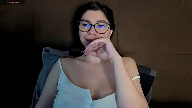 Jullyenn3 webcam