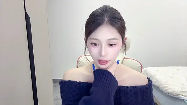 美女QQoooo-在线直播