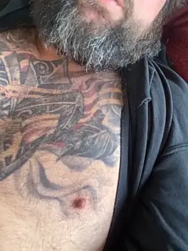 BeardedDaddy_live webcam