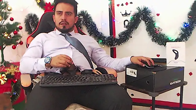 kalethbigdick - KalethBigDick's free webcam - UK Sex Cams