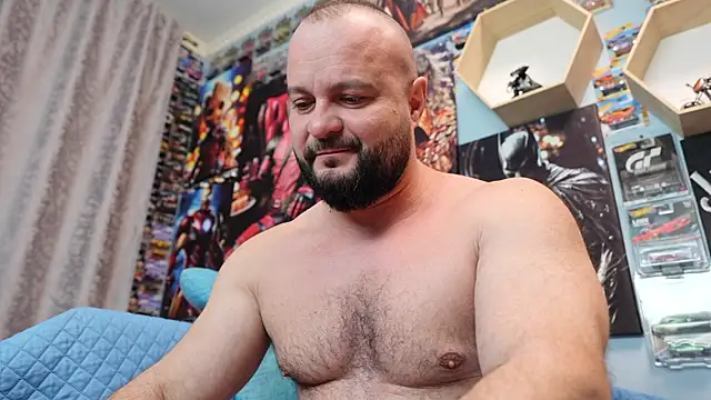 muscle_bear (Ask my age) - I would like to buy a new phone