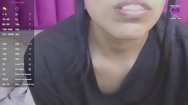 yourcuteneighbourr webcam