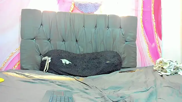 Straight_Guy22 webcam