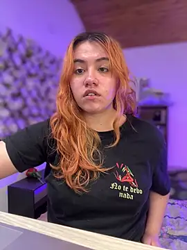 Webcam Model (Nikki_Nyx)  is live.Free join now!