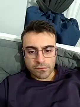 obstacless (M young) - Show your dick