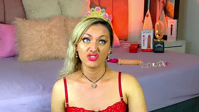 lunitaa_diva - Lunitaa_Diva's free webcam