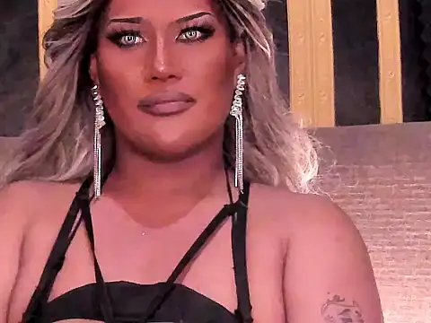 MistressDuhara webcam