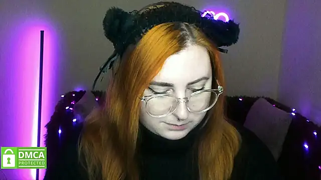 Alicia_love00 webcam