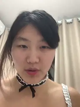 美女mmmooo808在线直播