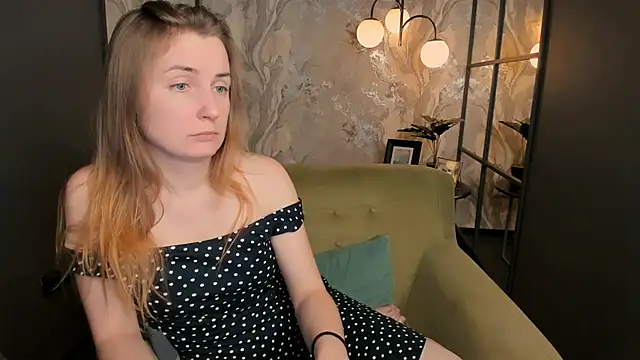 meggysun - MeggySun's free webcam - UK Sex Cams
