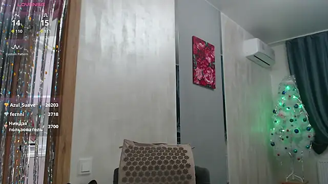 stacy_davice (F milf) - SHOW TITS