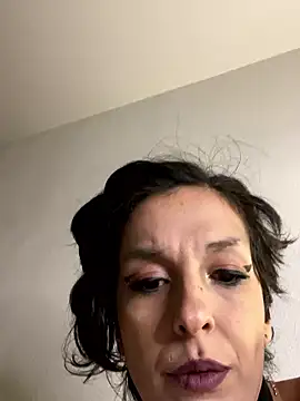 Piggiteablacktea webcam