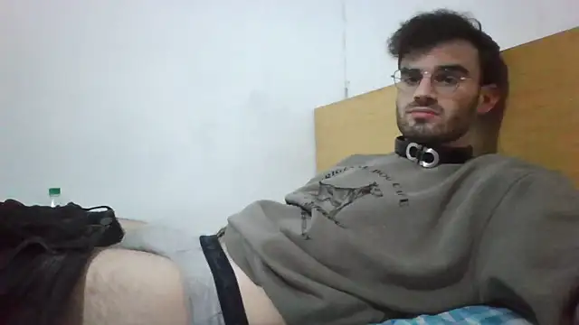 Men_use_me_for_pleasure webcam