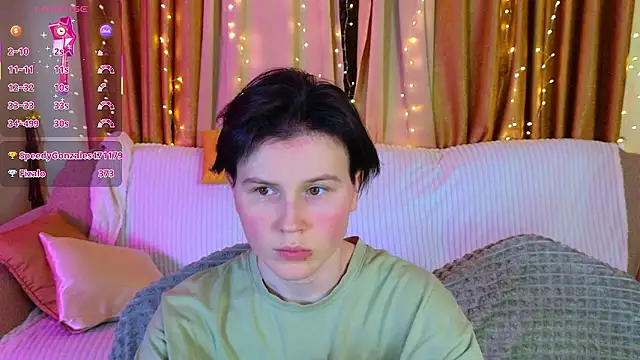 Girls_Fingers webcam