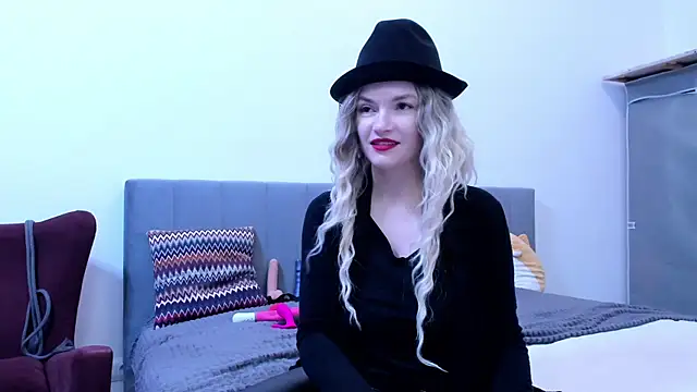 Katherine_Twilight webcam