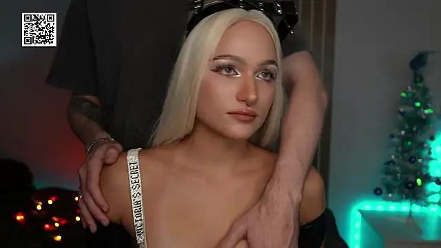 MrsTenderBeast webcam