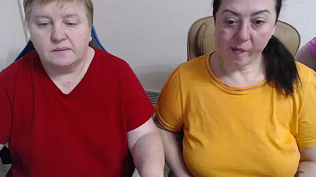 Bertie_Adeline webcam