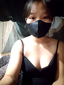 linh-miu99 webcam