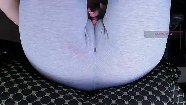 Cameltoe_squirt_inPants webcam