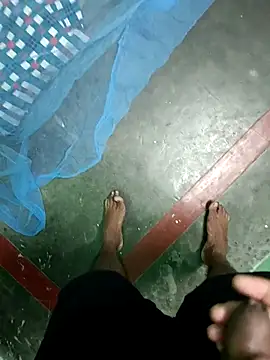 hemcrazy (M young) - Remove my short