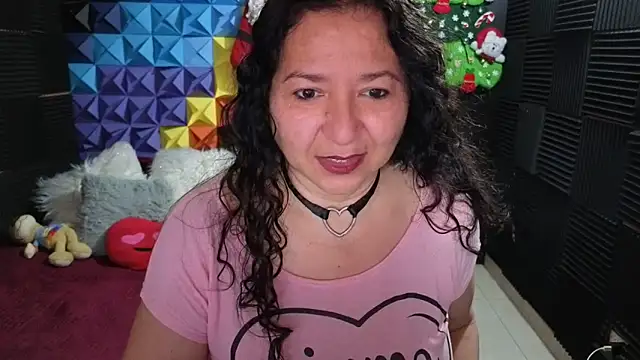 katifoxx (F mature) - Welcome 2026 !!!!🌲🌲🌲