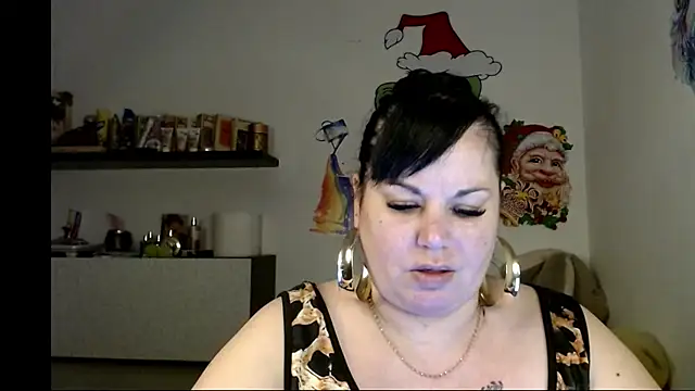 andreea2011 (F milf) - Fingers inside, PUBLIC 🎁