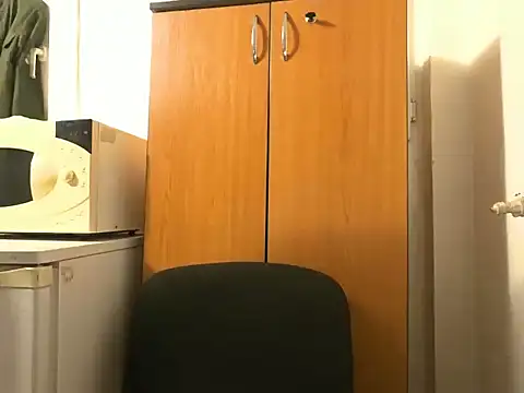 tarkan1 (Ask my age) - HANDJOB