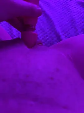 lunavelvetp (F teen) - Take out boobs 🍒🍒