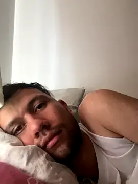 Michaell_Spinelly webcam