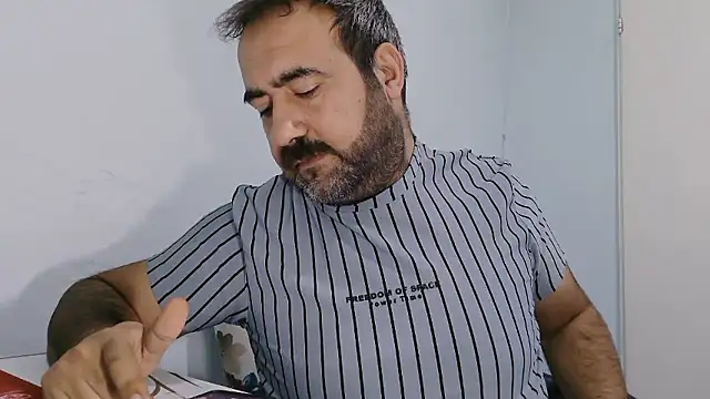 big_snakee (Ask my age) - Does anyone want sperm?  :wanker: